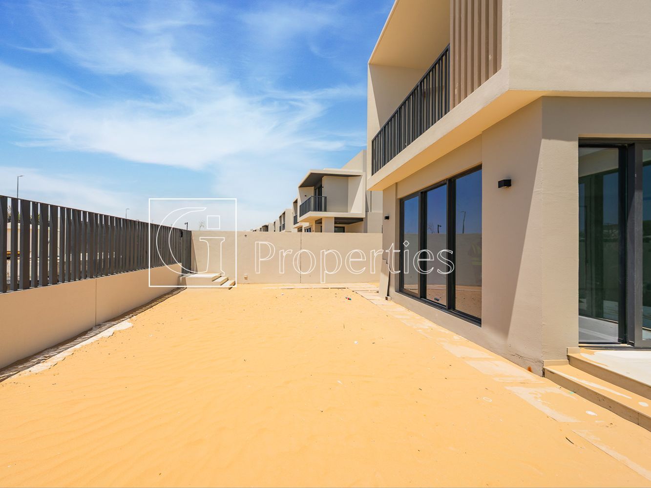 Single Row | Large Plot | Best Price - 33