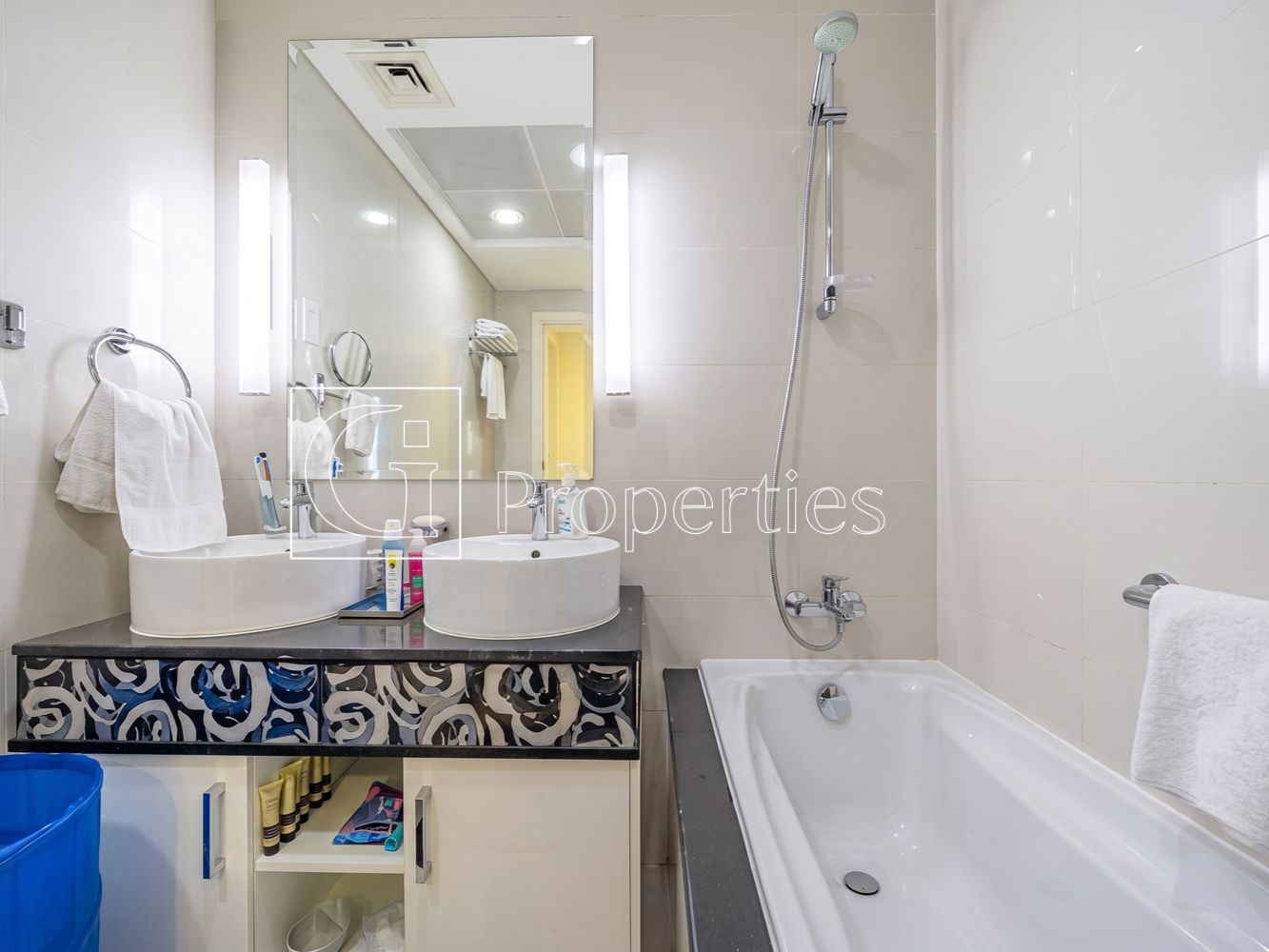 Downtown Living | Furnished 1BR | Prime Location - 13