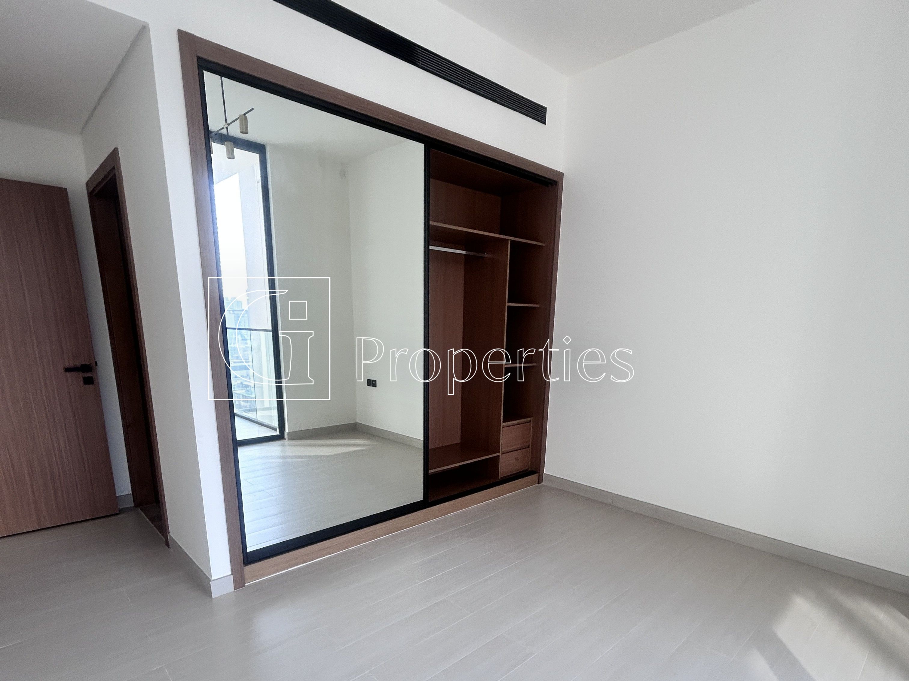 Ready to Move In | Vacant | Unfurnished - 7