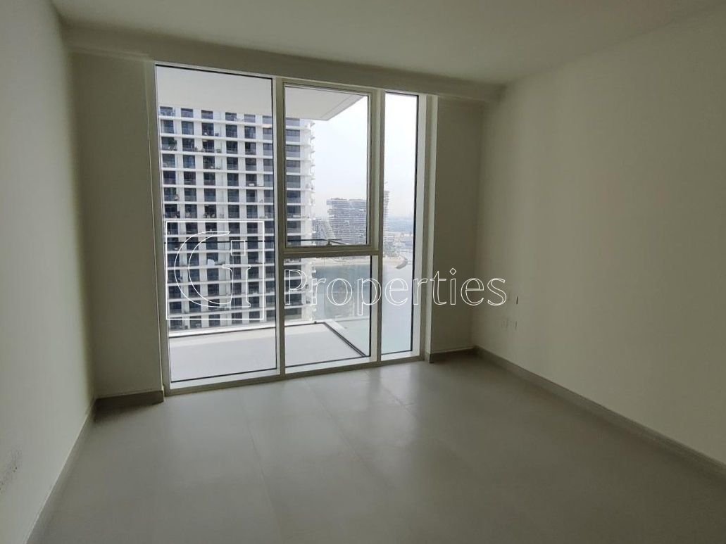 Beachfront | Unfurnished | Vacant | Ready to Move - 7