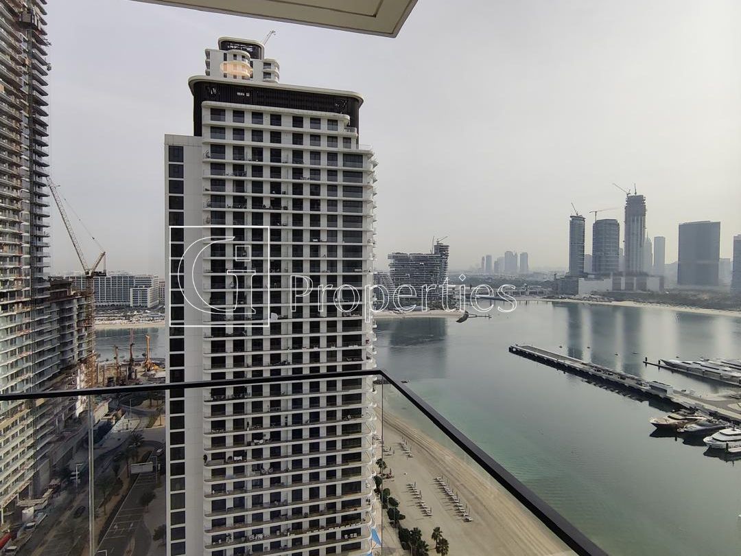 Beachfront | Unfurnished | Vacant | Ready to Move - 1