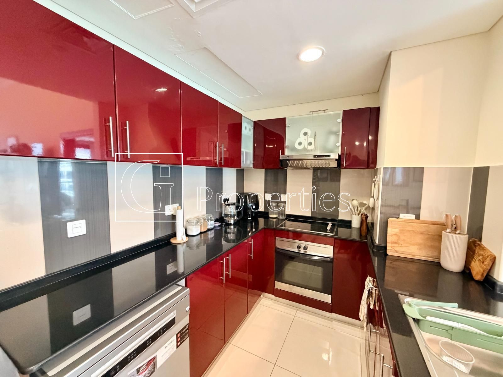 Furnished | Chiller Free | Near Metro | Vacant - 6