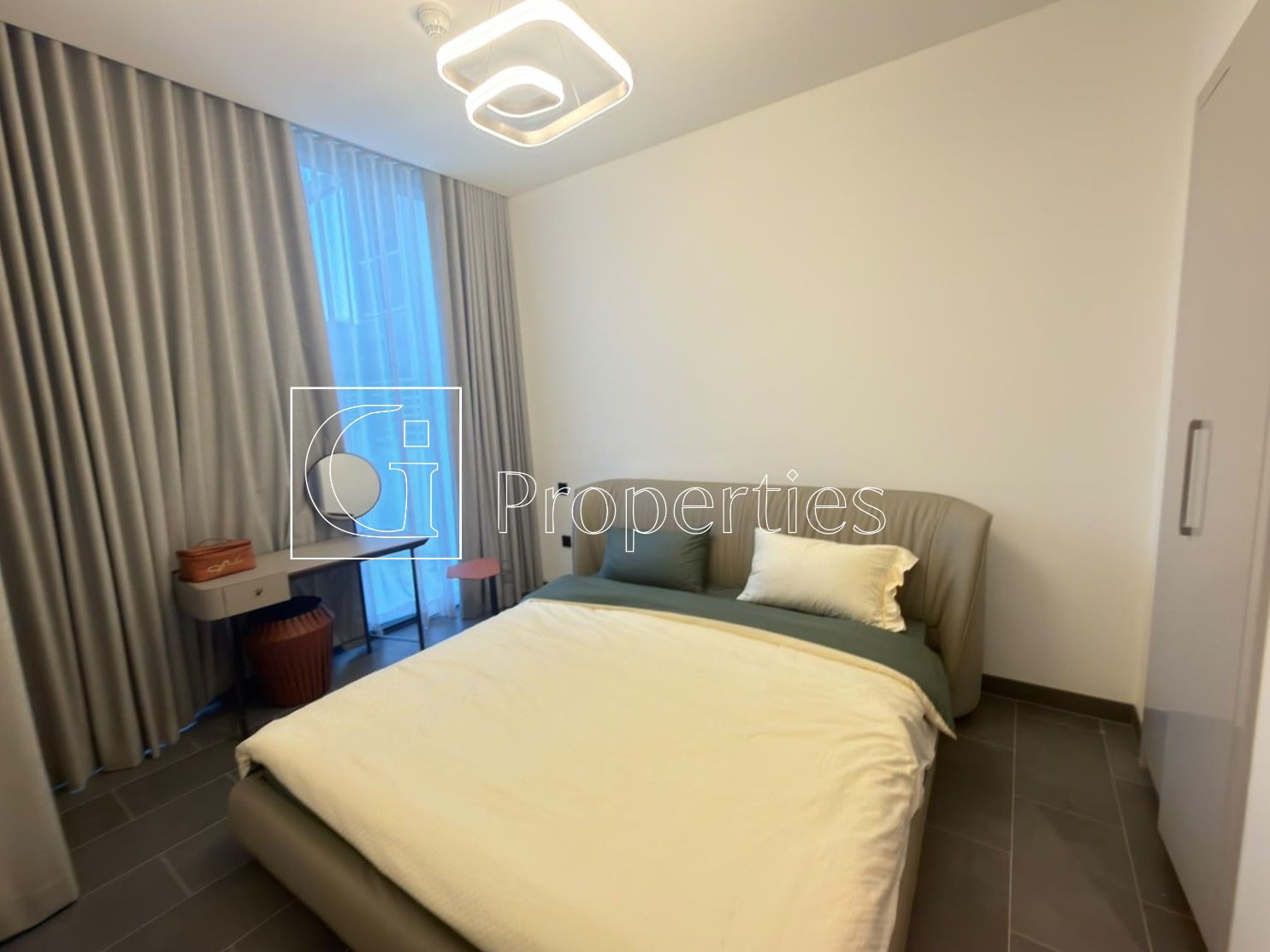 Fully Furnished | Direct Access to Pool | Spacious - 6