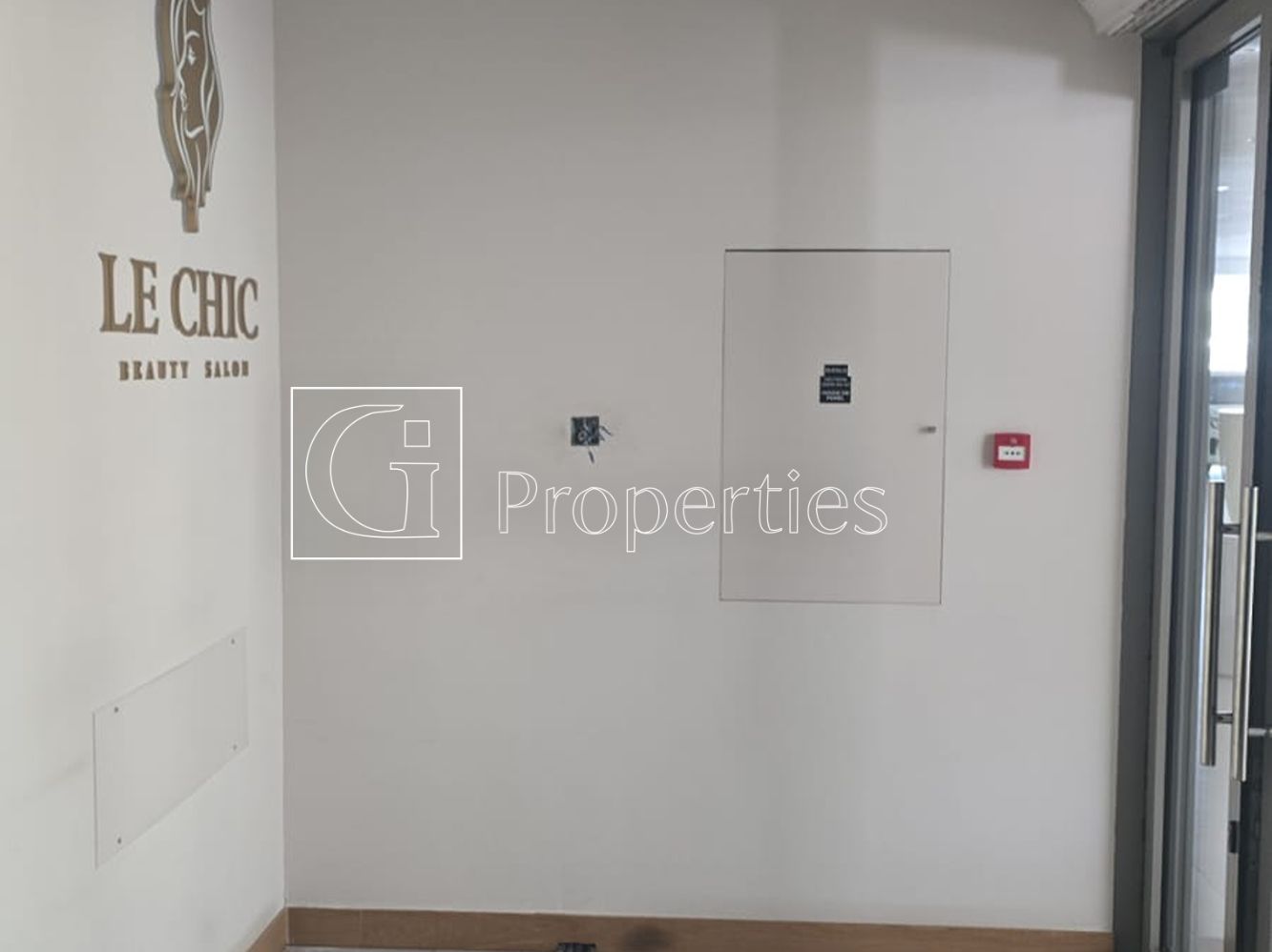Retail | Vacant | Prime Location - 4