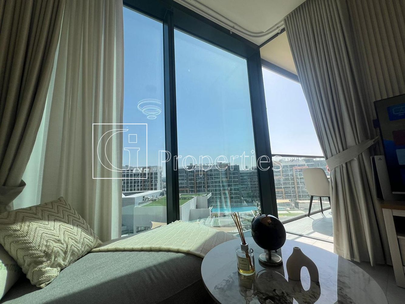 1bd | Pool View | Vacant - 3