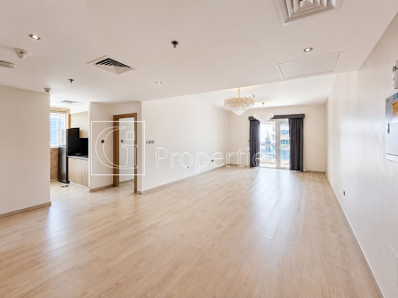 Corner Unit | Landscaped Garden | Prime Location - 3