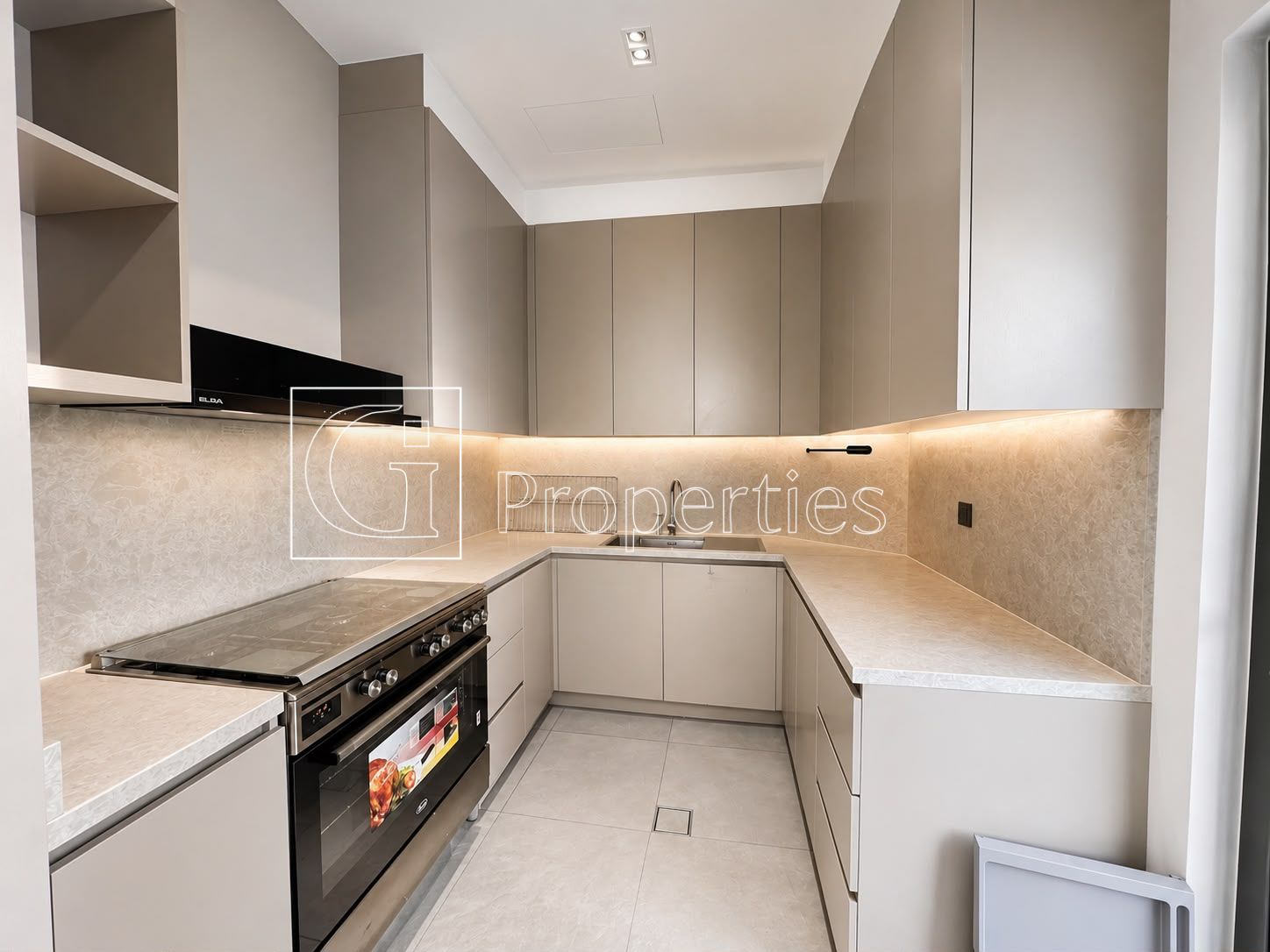 Corner Unit | Landscaped Garden | Prime Location - 4