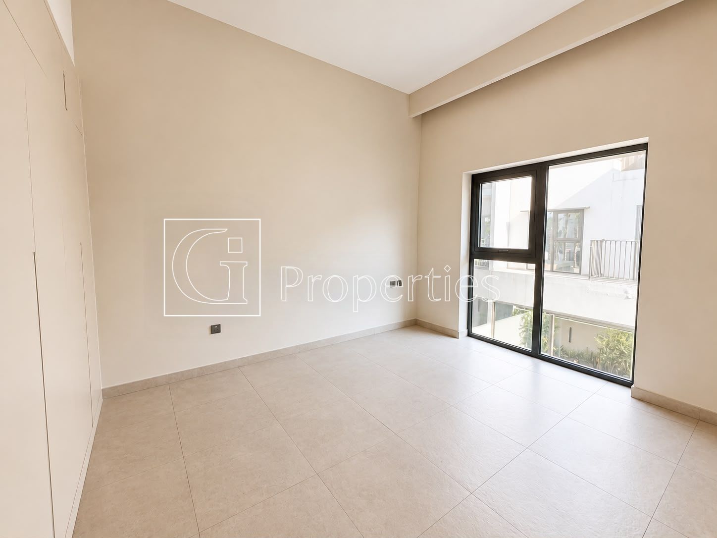 Corner Unit | Landscaped Garden | Prime Location - 7