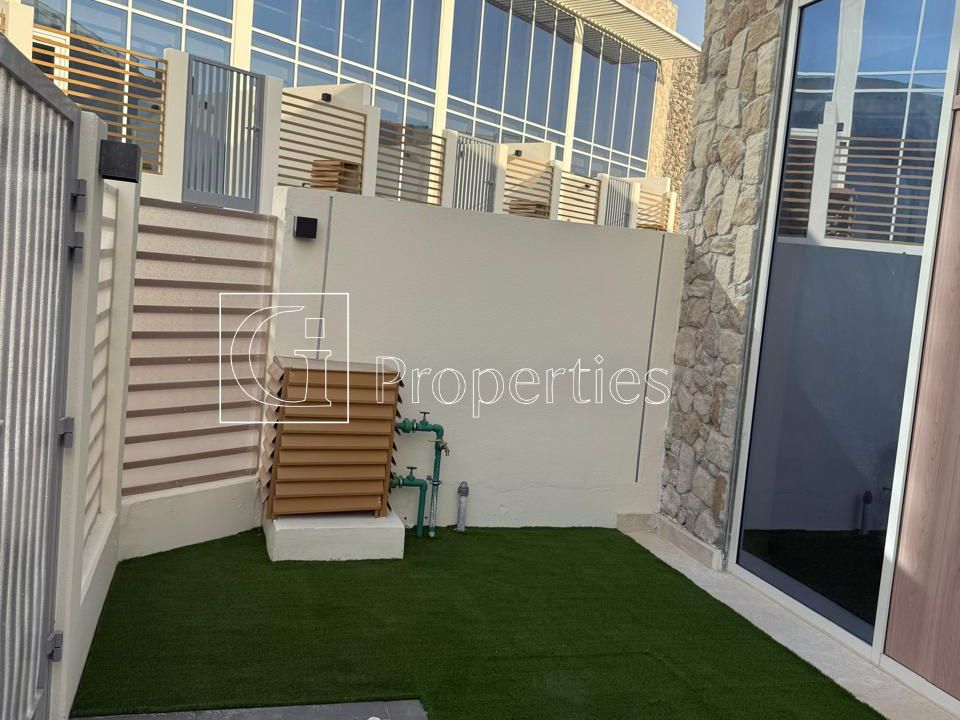 CORNER UNIT | TWO SIDE GARDENS | BEST LAYOUT - 8