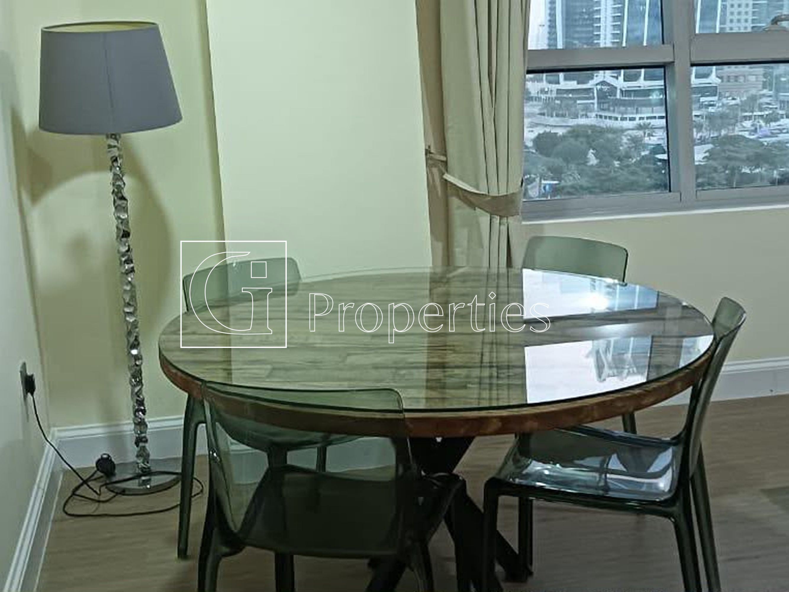 Fully furnishes | Spacious Layout | Closed Kitchen - 5