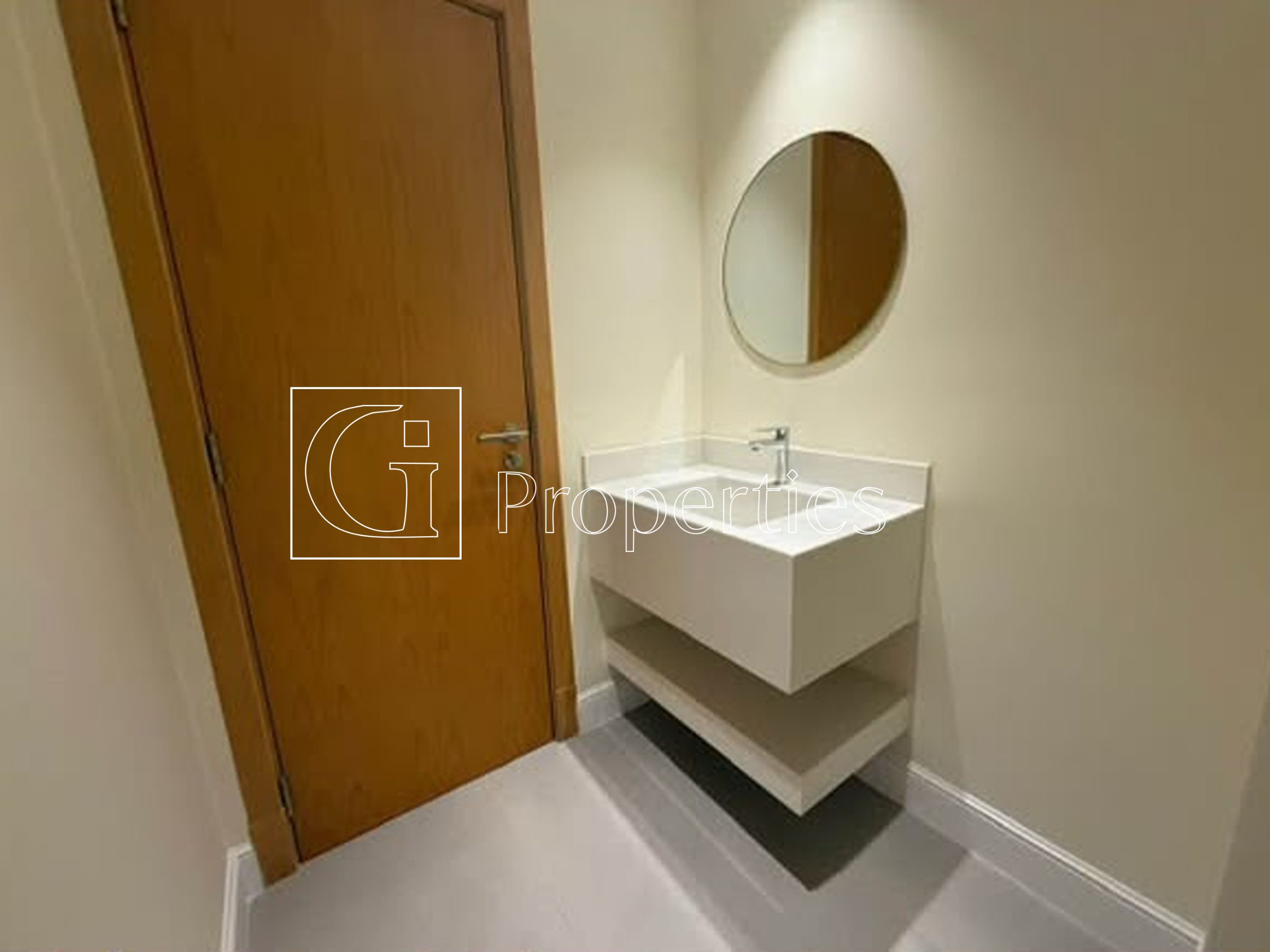 Fully furnishes | Spacious Layout | Closed Kitchen - 7