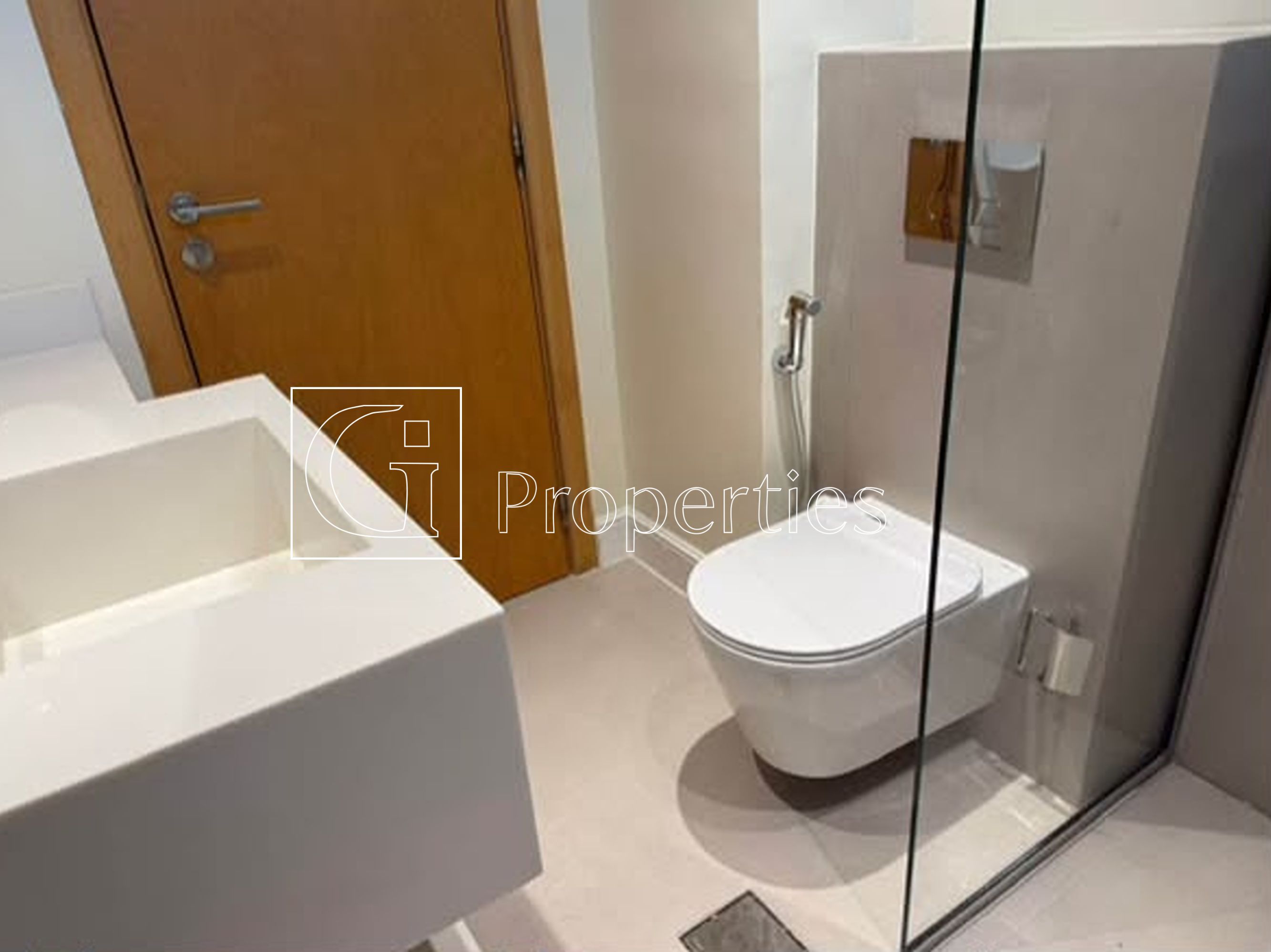Fully furnishes | Spacious Layout | Closed Kitchen - 8