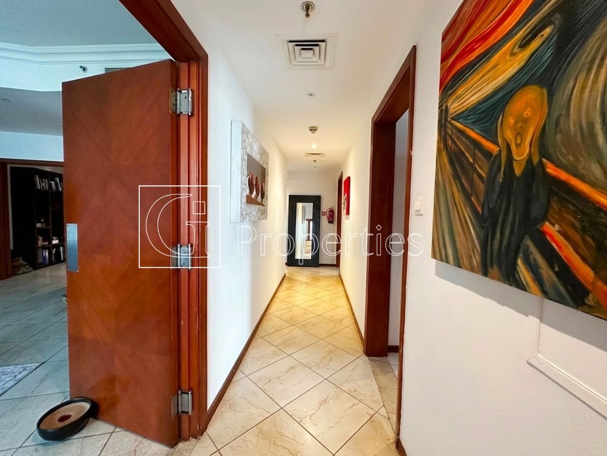 2BR | Spacious & Bright Layout | Closed Kitchen - 3