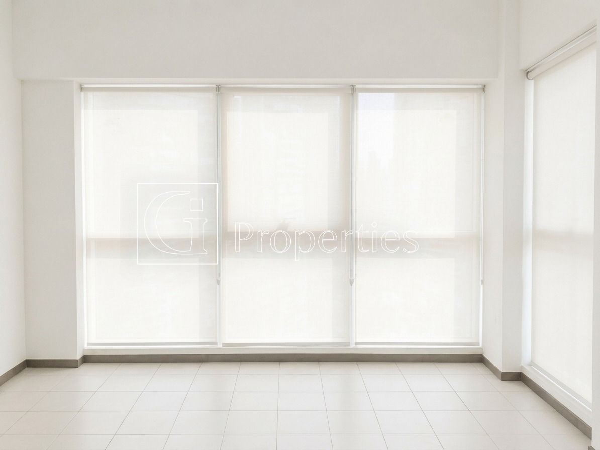 2BR | Spacious & Bright Layout | Closed Kitchen - 4