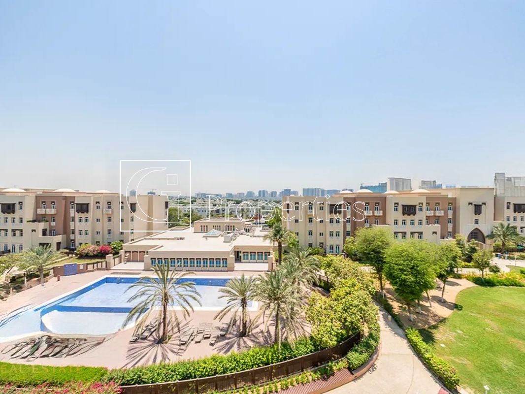 Unfurnished | High Floor | 1Minute walk from Metro - 1