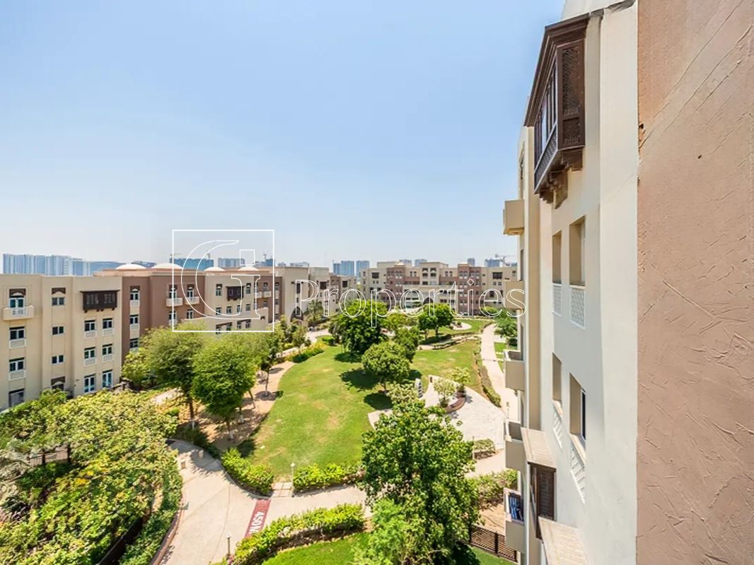 Unfurnished | High Floor | 1Minute walk from Metro - 13