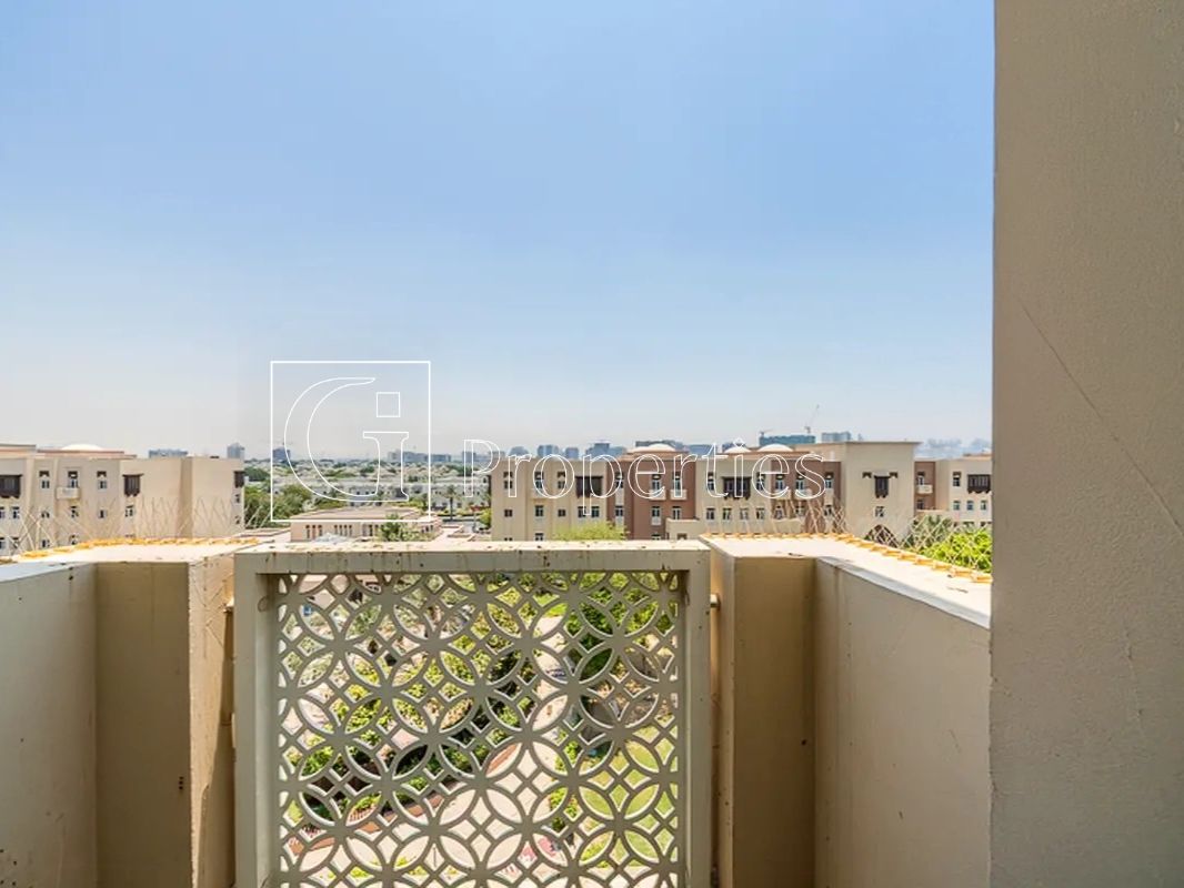 Unfurnished | High Floor | 1Minute walk from Metro - 14